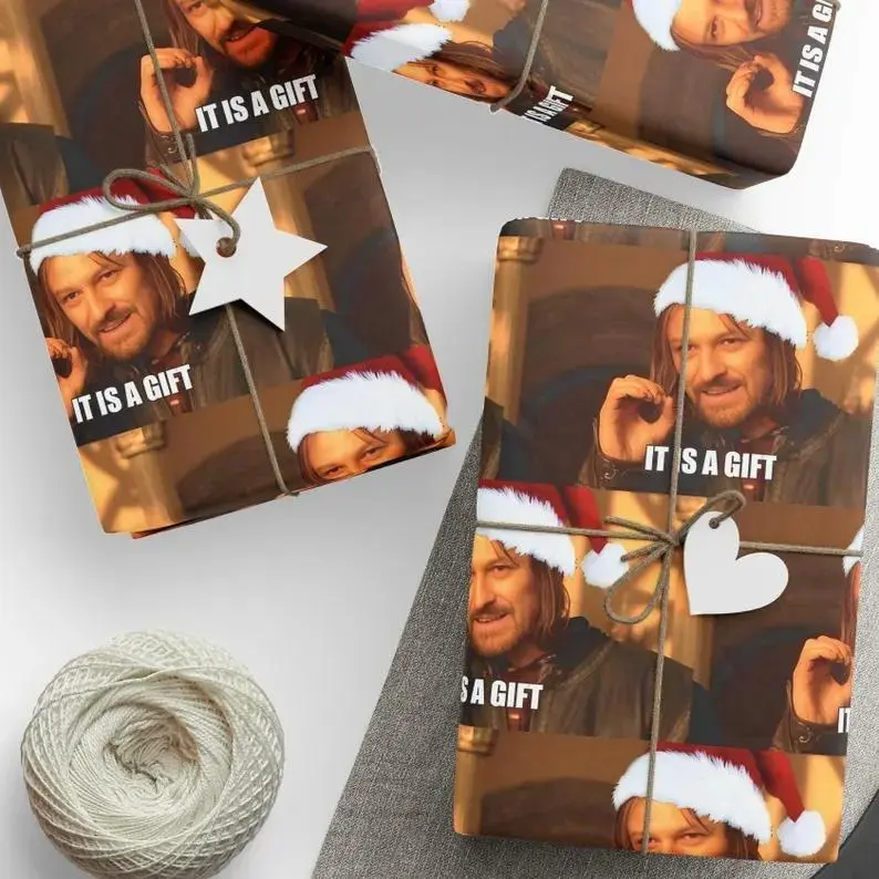 Home Alone Wrapping Paper, Funny Character Movie Wrapping for Xmas, Meme Gift Wrap for Friends, Wrapping Paper trend