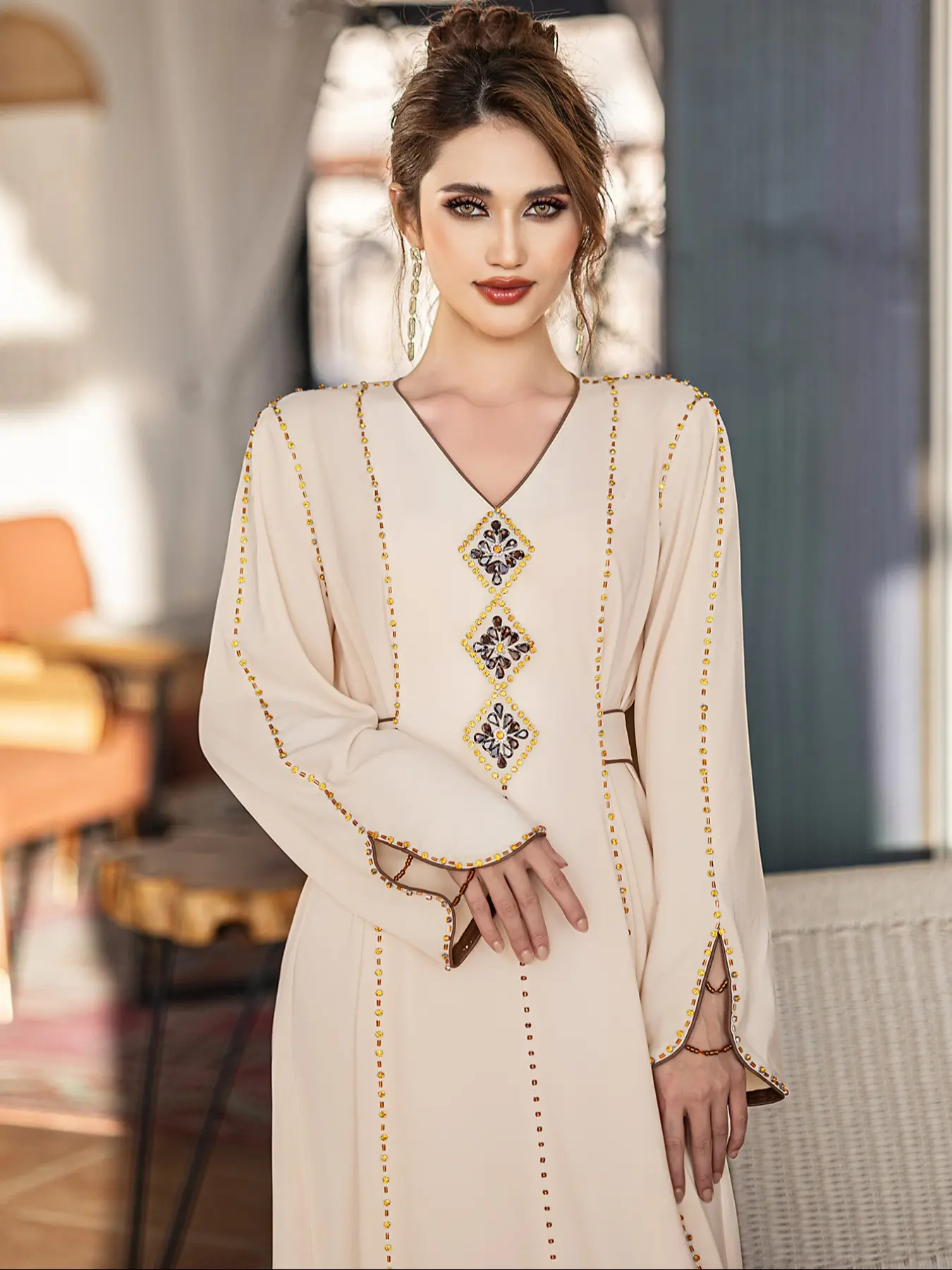 Embroidered Dress, Muslim Dress, Modest Clothes, V Neck Gown with Geometric  Jewelry Collar, Gold Trim, Perfect for Weddings and Eid Celebrations -  TikTok Shop