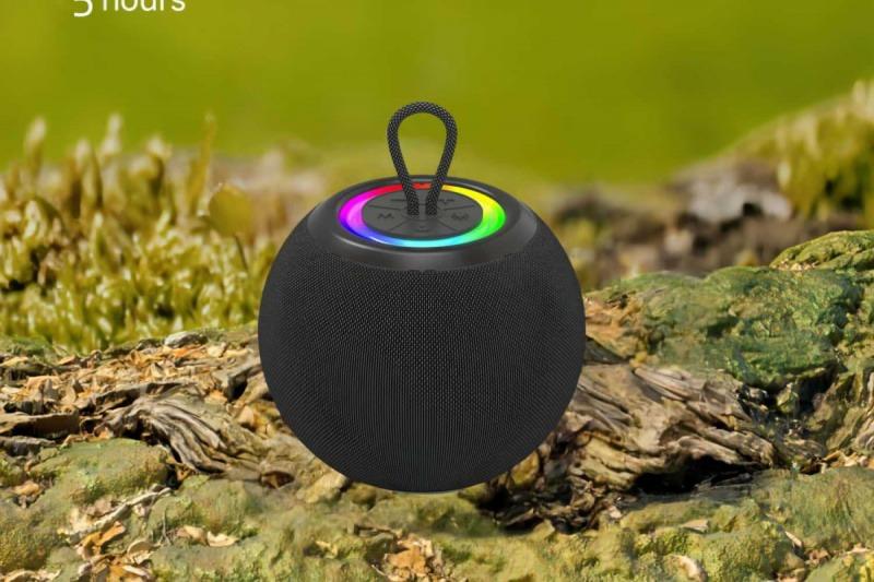 Soccer-shaped Bluetooth speaker with LED light, portable wireless speaker for sports, outdoor activities, and gifts