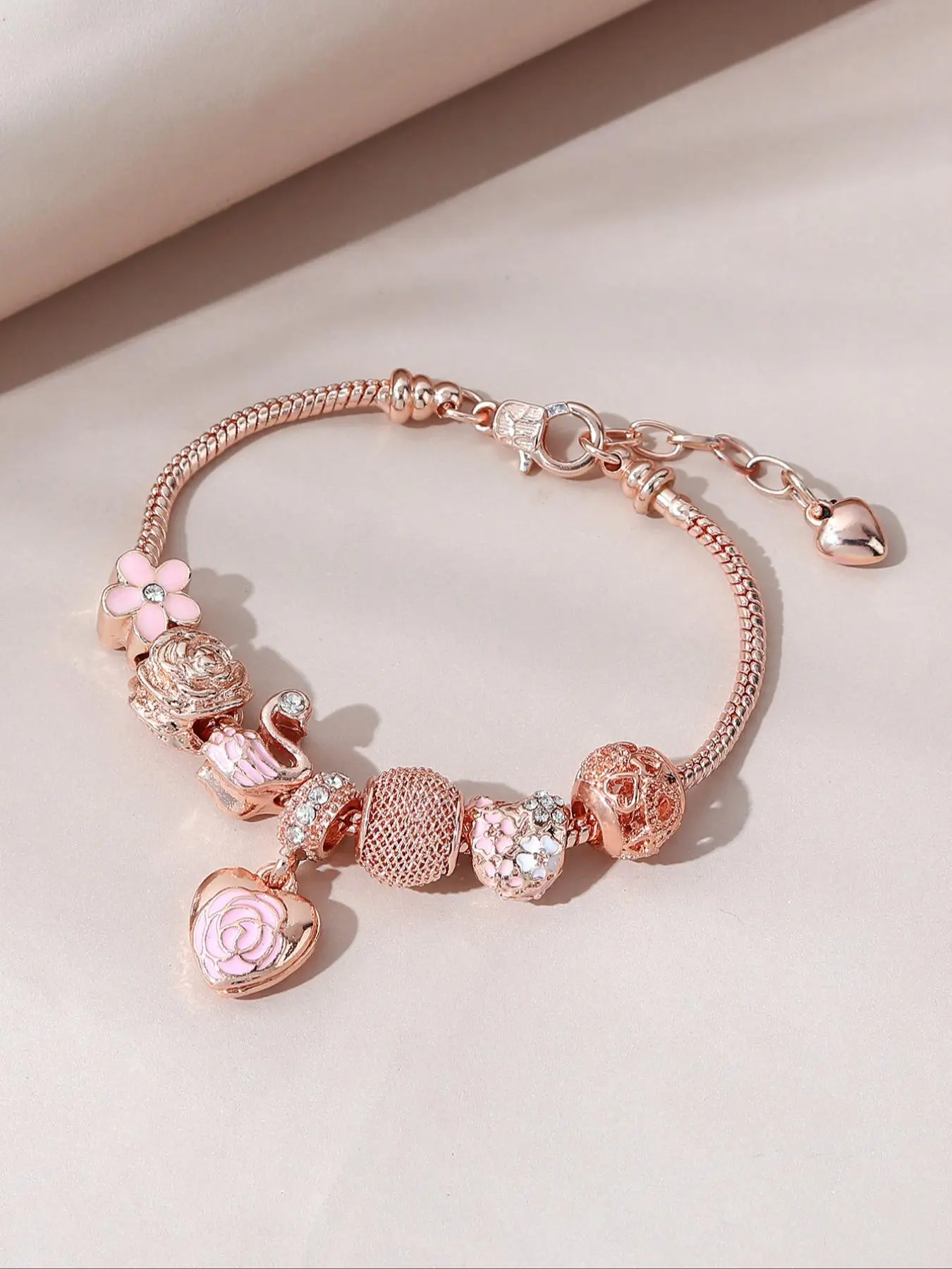 Elegant Heart & Flower Design Charm Bracelet, Exquisite Trendy Beaded Bracelet, Fashionable All-match Iced out Jewelry for Daily & Party Decoration, Heart Bracelets