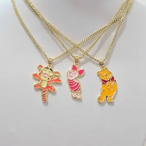 Cadenas 18 inches con dijes de diferentes colores. Laminado de alta calidad