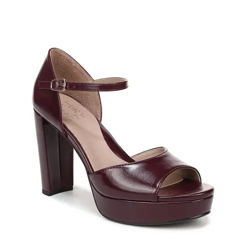 Naturalizer Womens Novi Sandal - Medium & Wide Width