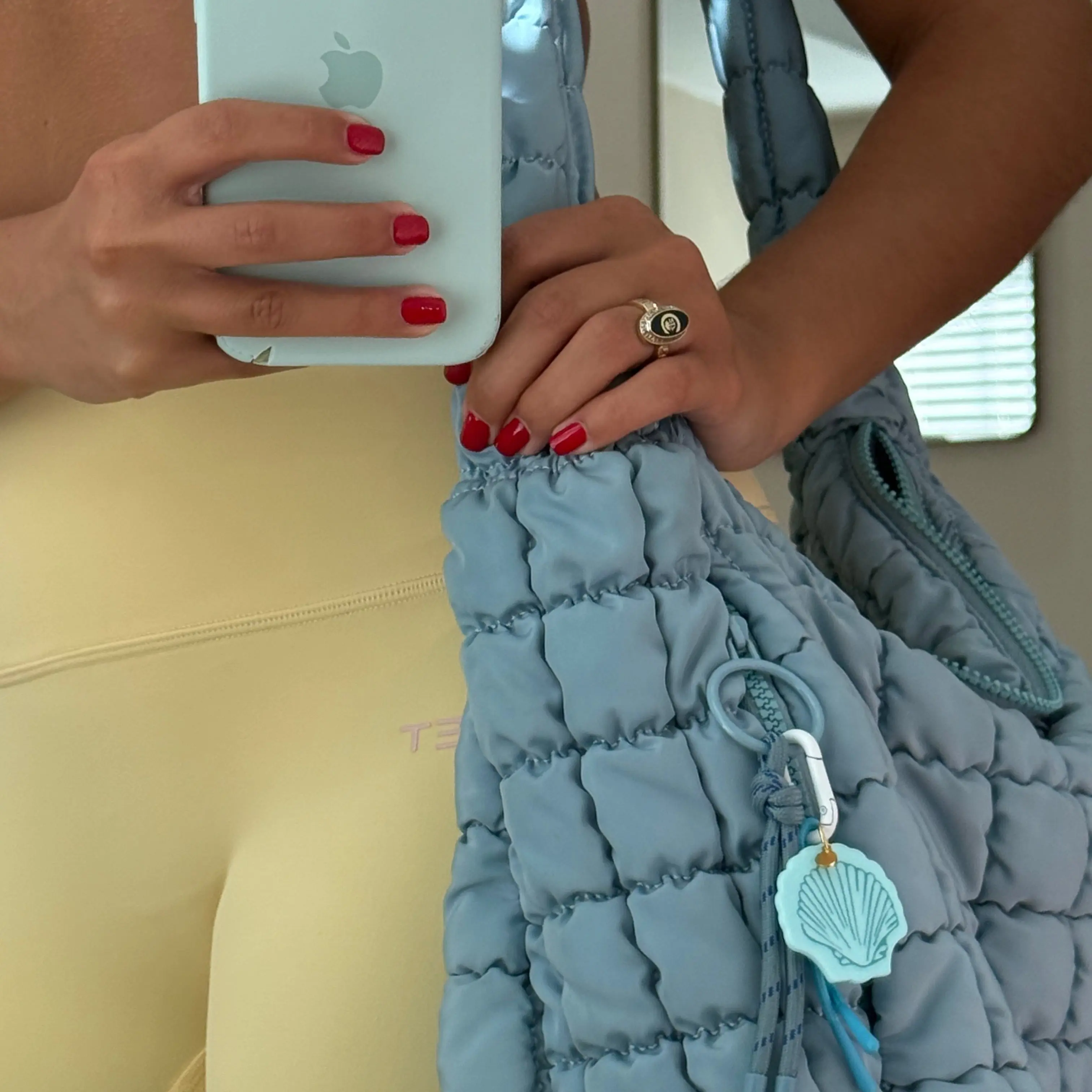 Blue Seashell Carabiner Bag Charm – Acrylic Charm Keychain