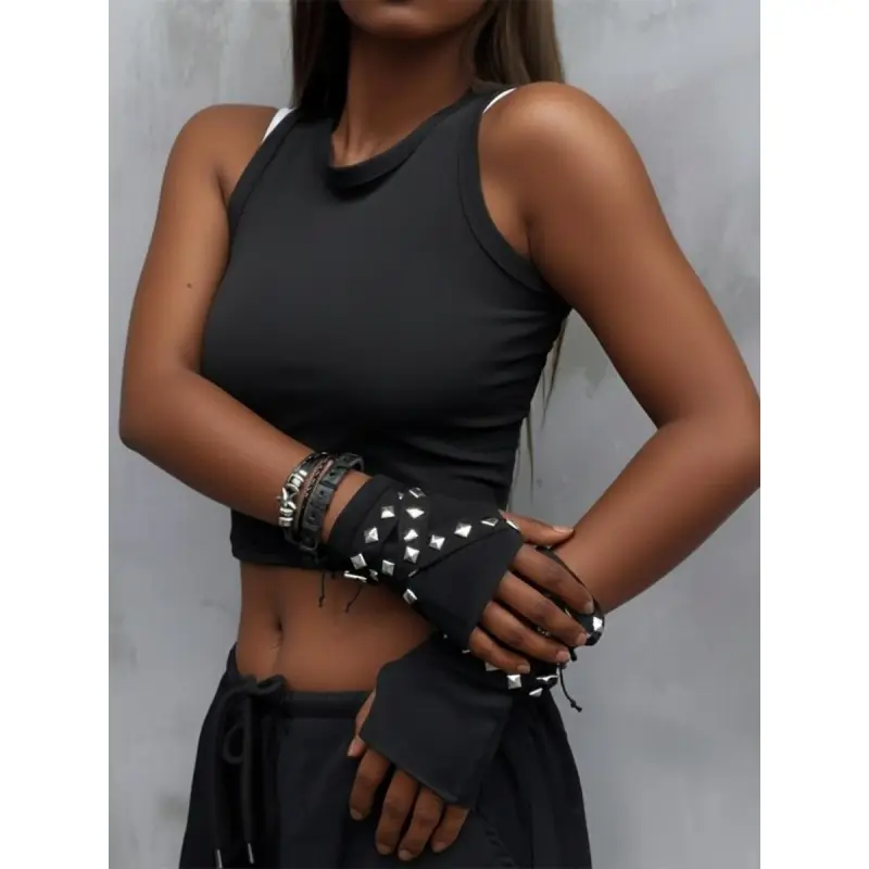 Unisex 5pcs Punk Vibe PU Leather Half-Finger Gloves & Stacking Hand Bracelet Set - Flashy Finesse Design Fashion Accessories for Dance Performances, Party Gifts