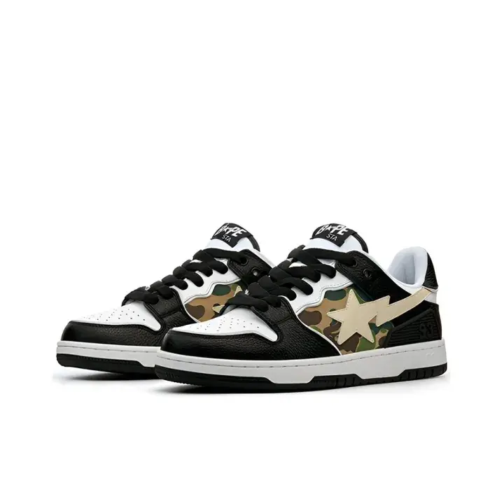 Black White Low Top Sneakers With Camouflage Star Graphic On Lateral Side, Thick White Midsole, Street Hip Hop Style Skateboard Casual Sneakers For Daily Outfits