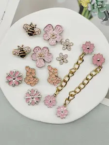 12PCS ABS Resin Golden Baroque Style Chains Flowers Shoe Charms, Shoe Embellishments, Bling Rhinestone Bee Shoe Buckle Decorations Faux Bead Shoe Accessories Shoe Clips Women Sandals Slides Decor Birthday Party Gifts, Shoes Not Included
