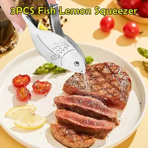 3pcs Fish Lemon Juicer Manual Lemon Squeezer Portable Lime Juicer Fish Shape Hand Press Juicer for Orange Lime Pomegranate