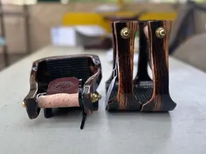 2 1/2" Nettles Barrel racer w/ Gripper Stirrups