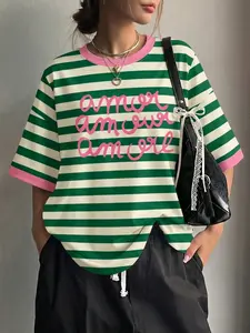 Women's American Retro Green & White Striped T-Shirt with Pink Contrast Trim, Casual Crew Neck Drop Shoulder Short Sleeve Top, Perfect for Street Style & Everyday Wear, Featuring Bold "amor" Letter Print and Eye-Catching Pink Neck & Cuff Accents, Summer