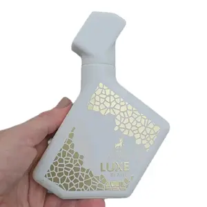 Luxe Chip Blanco Product with No Additional Attributes or Features