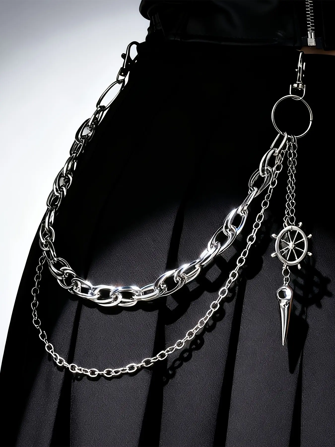 Silver Color Punk Style Bold Edgy Chain Belt Accessory, Wheel and Cone Pendant Design, Fashion Street Style Perfect Match for Skirts and Pants, Versatile Pairing, Decorative Chain Accessory