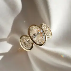 Vintage Luxury Oval Diamond Ring • Elegant & Versatile Statement RingElegant Oval Inlaid Ring • Retro Minimalist Style All-Match Finger Ring summervibes