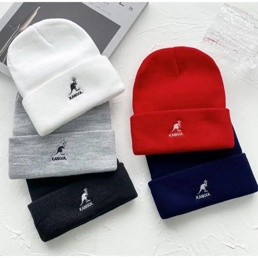 Kangol Warm Knitted Beanie Hat – Cozy Winter Hat for Students & Couples, Unisex Street Style Soft Knit Cap, Casual Fashion Daily Wear