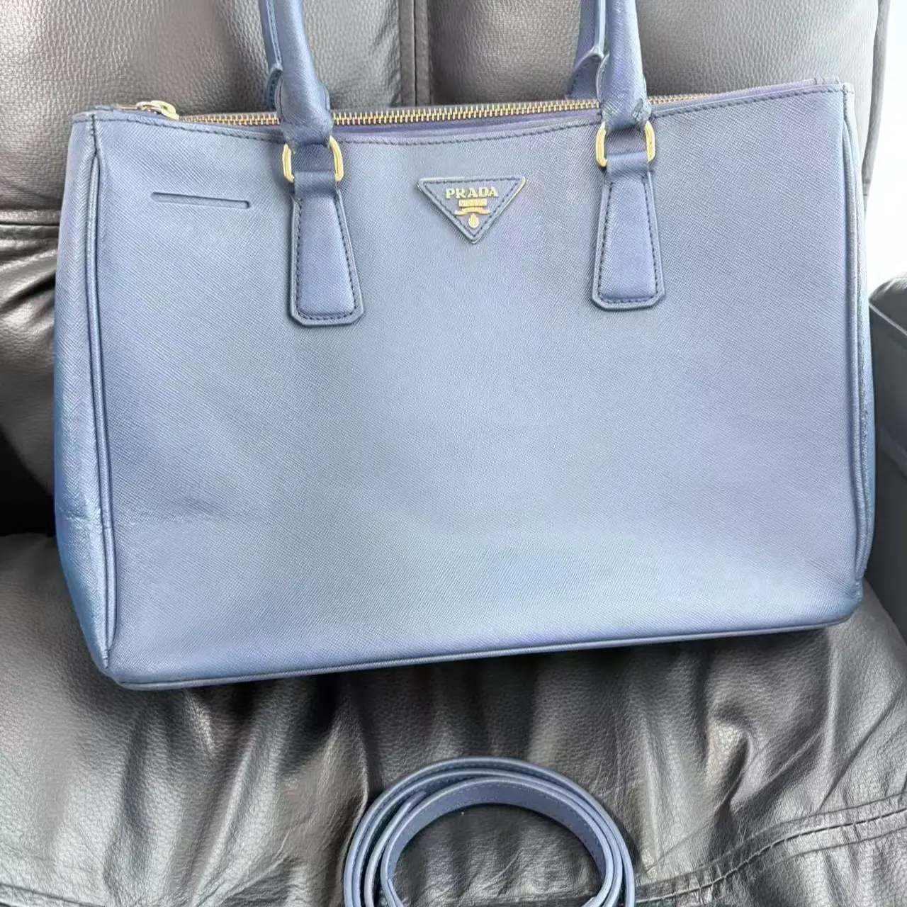 Pre-owned PRADA Killer Ladies Shoulder Bag Blue, Style 710104, Fashionable Bags, Pre Loved Luxury Accessory