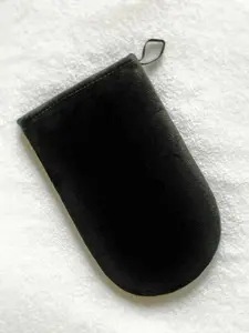 EXTEND Tan Applicator Mitt
