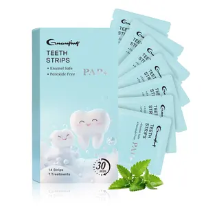 Guanjing Teeth Whitening Strips Fresh Mint Hug for Your Smile 14 Applications Gradual Brightening Oral Care with Plant Glycerin & Peppermint Oil