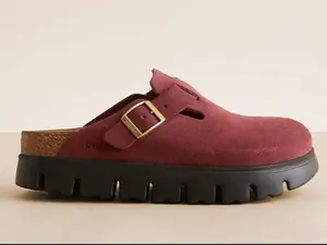 Boston Chunky Suede Clog Women's - Zinfandel