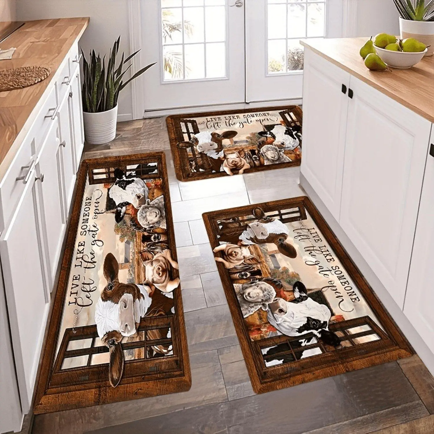 1pc Farmhouse Animal Pattern Rectangular Suede Carpet, Non‑Slip Machine Washable Lightweight Decor Kitchen Mat for Bedroom Living Room Dining Room Kitchen Bathroom
