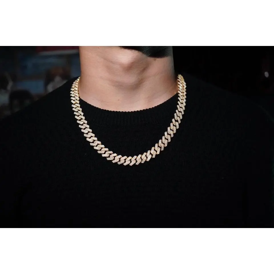 VVS Moissanite Cuban Link chain