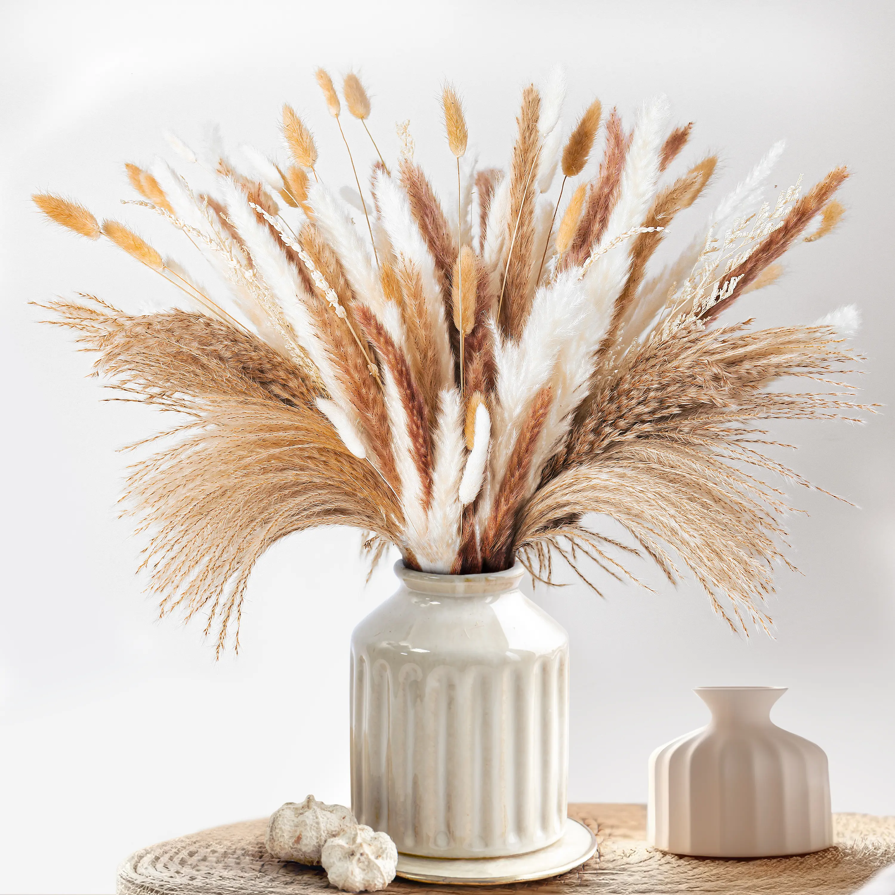 Pampas Grass, 100 Pieces, Natural Dried Grass, Aesthetic Natural Plant Bouquet for Home, Office, Wedding & Party Decorations Beige Decorative