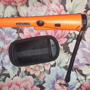 Battery Required Metal-Detector, Handheld Metal-Detector with LED Light, Gold Prospecting Equipment, Waterproof Multi-functional Detector for Jewelry Copper Steel Aluminum (Without Battery)