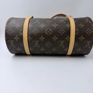 Pre-owned Louis Vuitton AS SHOWN Clutches & Wristlets HZ Vintage Monogram Crossbody Bag, Compact Leather Belt Bag, Stylish Hands Free Purse for Women, Everyday Essential