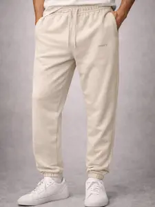 GGIZY Core Sweatpants No. 06 — Dust Heavyweight Fleece Tapered Fit with Elastic Cuffs & Side Pockets for Elevated Comfort