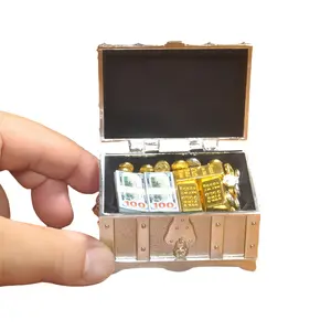 Vintage 1:6 Scale Treasure Chest – Miniature Gold Bars, Stacks of Cash & Classic Coins – Ideal for Retro-Inspired Mini Displays