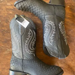 Men’s “Black Mamba” Pyton Leather Boots round toe