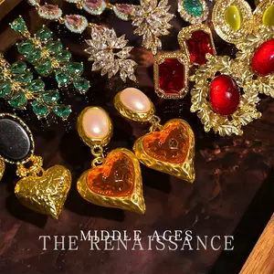 Vintage Heavy Craft Colorful Zircon Earrings Exaggerated Retro Western Style Studs Light Luxury Palace Style Ear Jewelry Gold-Plated Quality Transparent Crystal Freshwater Pearl