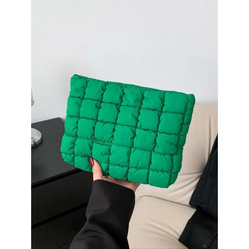 Women's Solid Color Quilted Clutch Purse - Plain Color Clutch, Zipper Purse, Casual High-Capacity Wristlet, Lightweight Portable Organizer Luggage Essential, Clutch Underarm Purse, Wallet Clutch