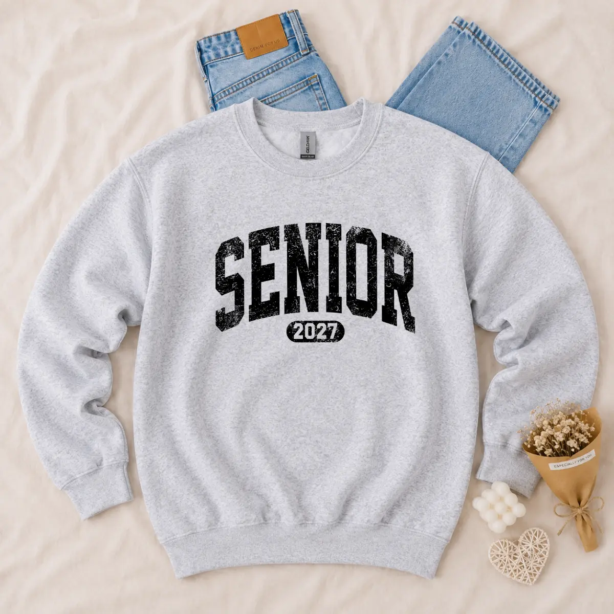 Senior 2027 Class of 2027 Sweatshirt, High School Graduation Crewneck, Vintage College Style Senior Pullover, Senior Year Gift Shirt Womenswear Unisex