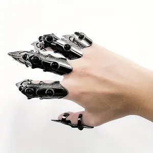 Giant Hinged Full Finger Rings, Vampire Claw Armor Jewelry, Flexible Metal Claws for Fingers, Gothic Hip Hop Style, Zinc Alloy, No Plating, Daily & Gift Occasion, All Seasons - Black