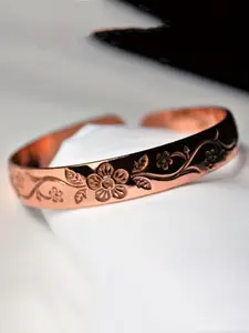1pc Elegant Copper Cuff Bracelet with Floral Design, Adjustable Plum Blossom Fashion Accessory for Daily Wear and Party Gift, Elegant Jewelry | Adjustable Cuff Bracelet | Copper Cuff | Elegant Bangle