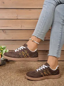 Women's Leopard Accent Lace - Up Leopard Print Shoes, Comfortable Breathable Walking & Training Shoes, Versatile Retro Sports Footwear for Daily Commuting, Leisure & Outdoor, Female All - match Trendy Non - Slip Sneakers for Gym Workout & Running