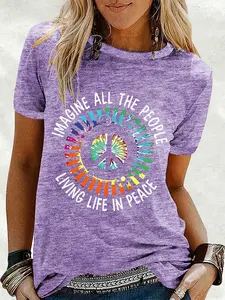 Women's short-sleeve T-shirts feature tie-dye hippie culture art prints with themes of love and peace. Designed for music and rock enthusiasts, these tops come in pink, blue, green, purple, and dark green, are comfortable, suitable for vacations