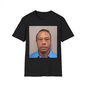 [100% Cotton] Unisex🐅 Tiger Woods Graphic Tee 2026 Mugshot Inspired Shirt Soft Breathable Casual Streetwear Trendy Vintage Style Statement T-Shirt Fun Sports Icon Print Comfortable Outfit Fits