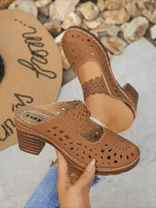 American retro y2k style women summer thick-soled sandals, patent leather, open toe, buckle, chunky heel, waterproof platform, height increase, footwear