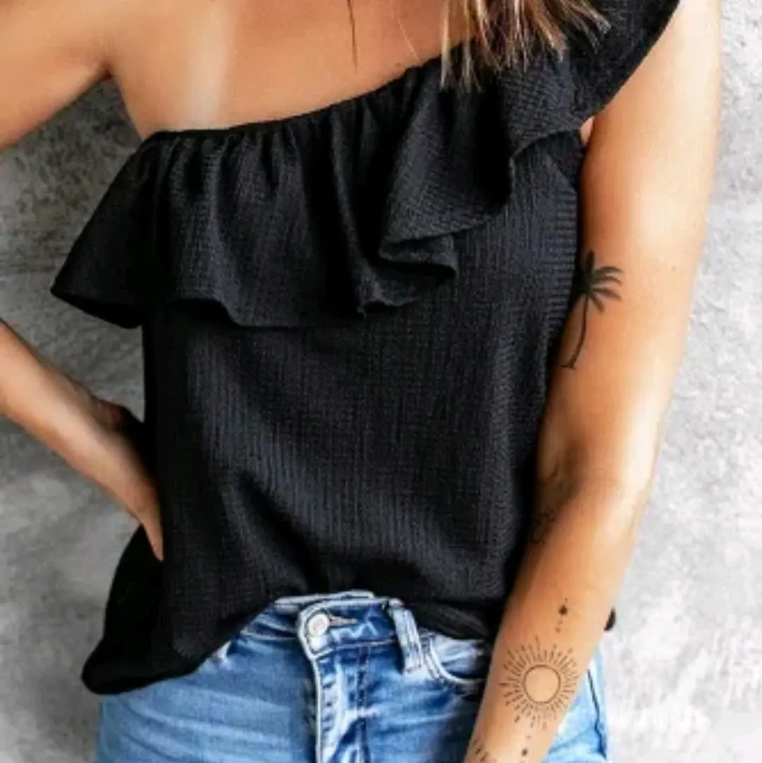 Black Ruffle One Shoulder Shirt