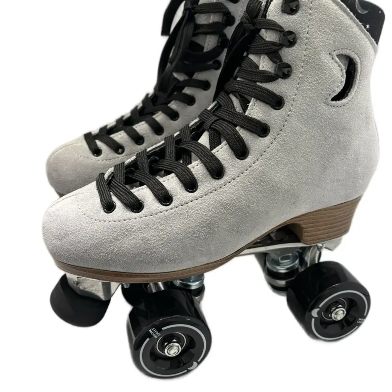 Moonlight Roller - Quad Roller Skates - TikTok Shop display picture 1