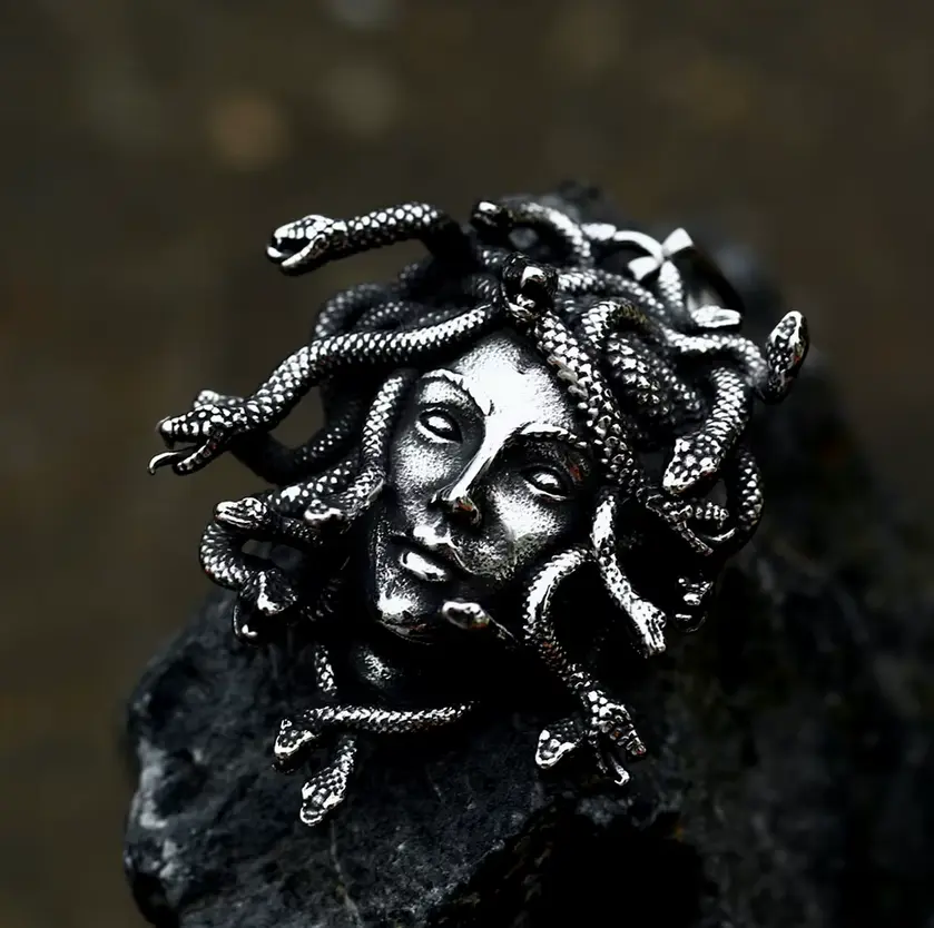 Vintage Stainless Steel Greek Mythology Medusa Retro Pendant Necklace