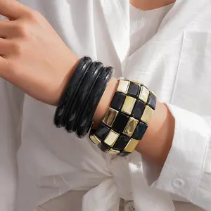 Unique retro style acrylic square splicing round multi-layer bracelet