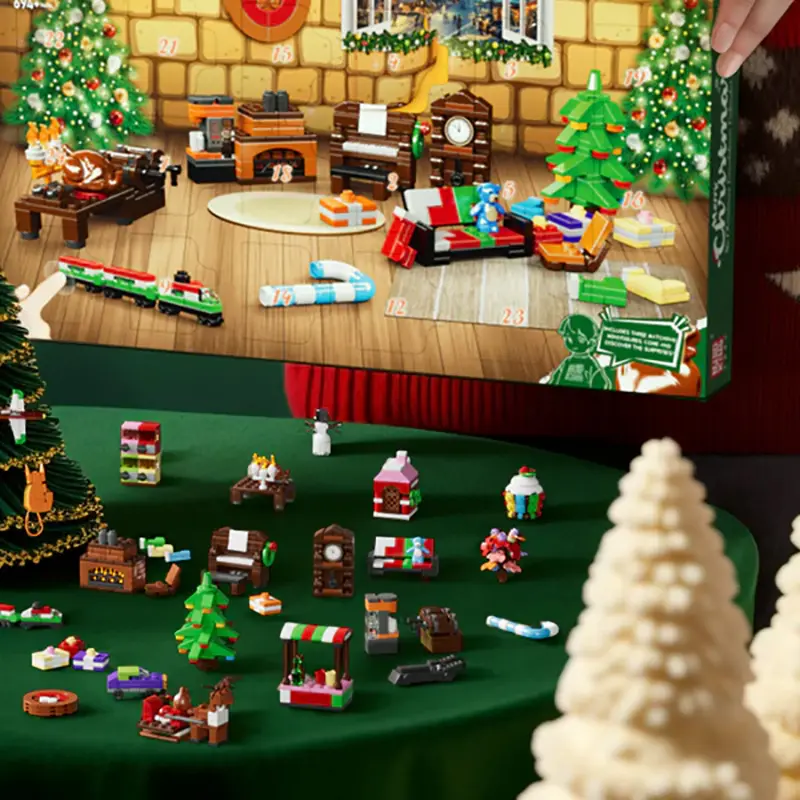 BrickLORE](SHIP FREE)Christmas Advent Calendar Blind Box Christmas
