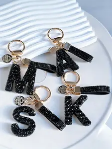 Elegant Lucky Rhinestone Letter Keychain, Bling Key Ring Accessory for Men and Women, Car Keychain, Backpack Pendant, Ideal Gift, Keychain for Bags