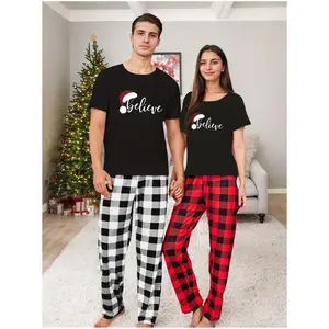 A Christmas couple T-shirt, black and white round neck short sleeved T-shirt, unisex casual home wear, comfortable pajamas, holiday casual wear, casual pajamas, soft fabric, easy to maintain material, suitable for both men and women