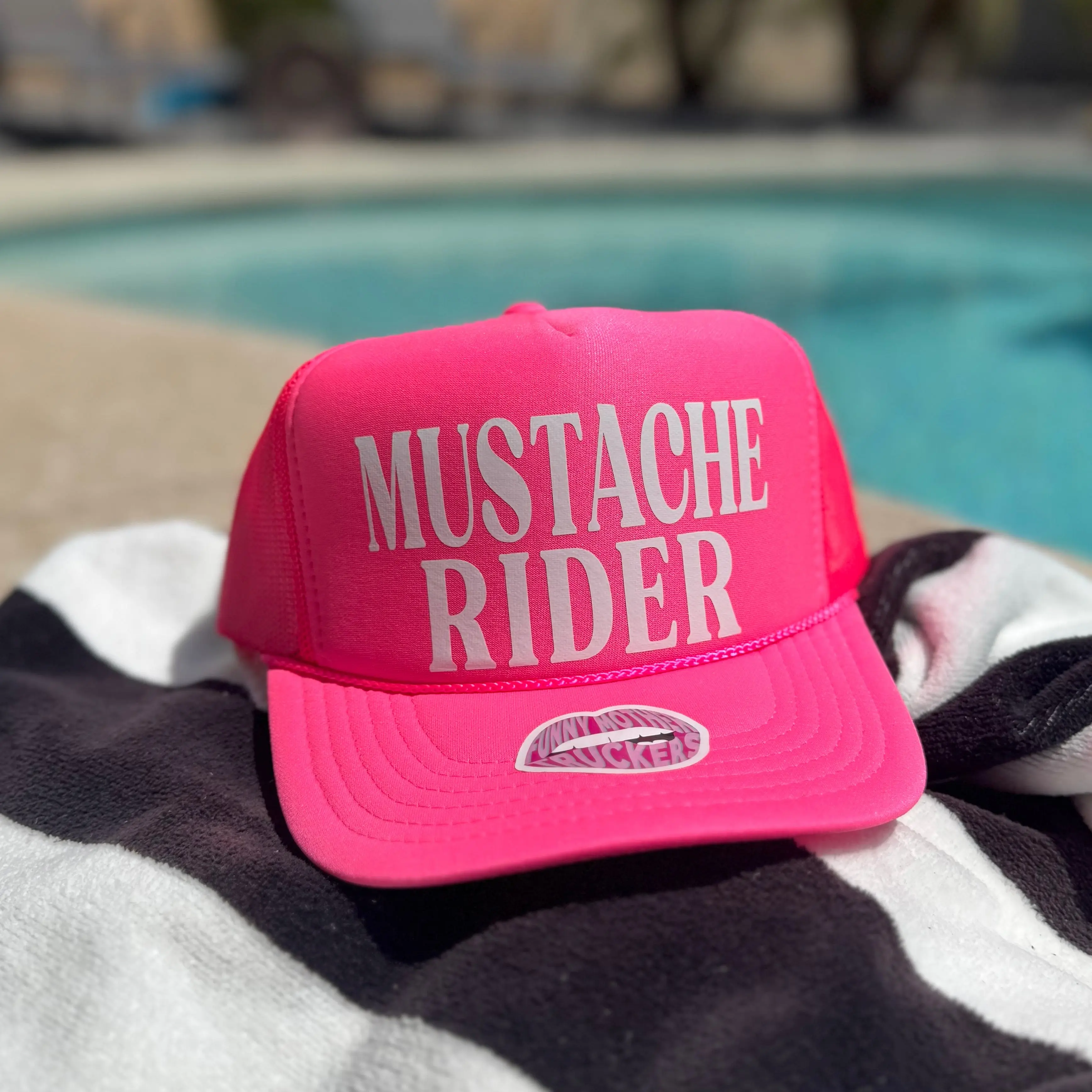 MUSTACHE RIDER TRUCKER HAT