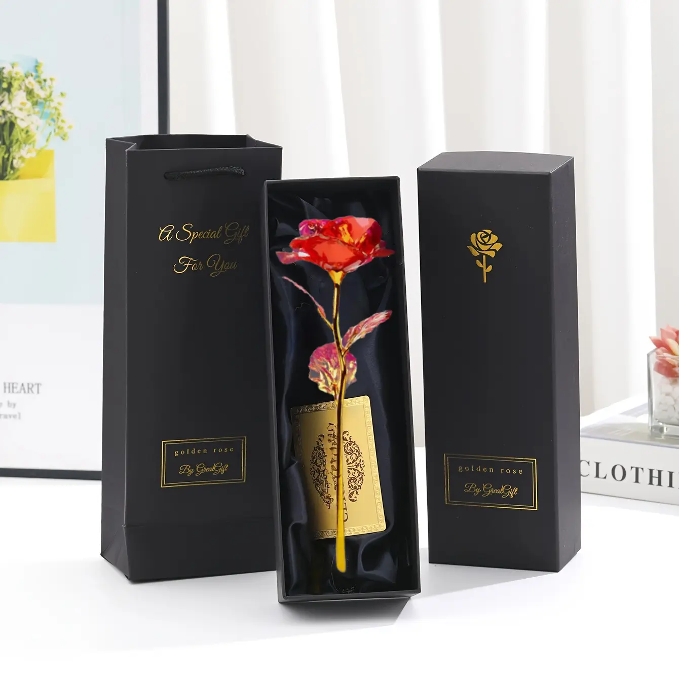 Gold Foil Flower Gift Box, Decorative Gold Floral, Valentine's Day Present, 24K Gold Foil Rose Artificial Flowers, Lifelike Imitation Roses, Perfect for Birthdays & Special Occasions