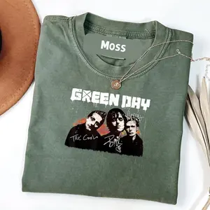 Comfort Colors Vintage Greens Days Art Band Music Legend Limited Design T-Shirt