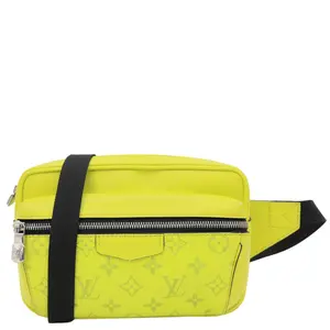 Pre-owned Louis Vuitton leather Belt Bags Outdoor Taigarama Bumbag Neon Yellow