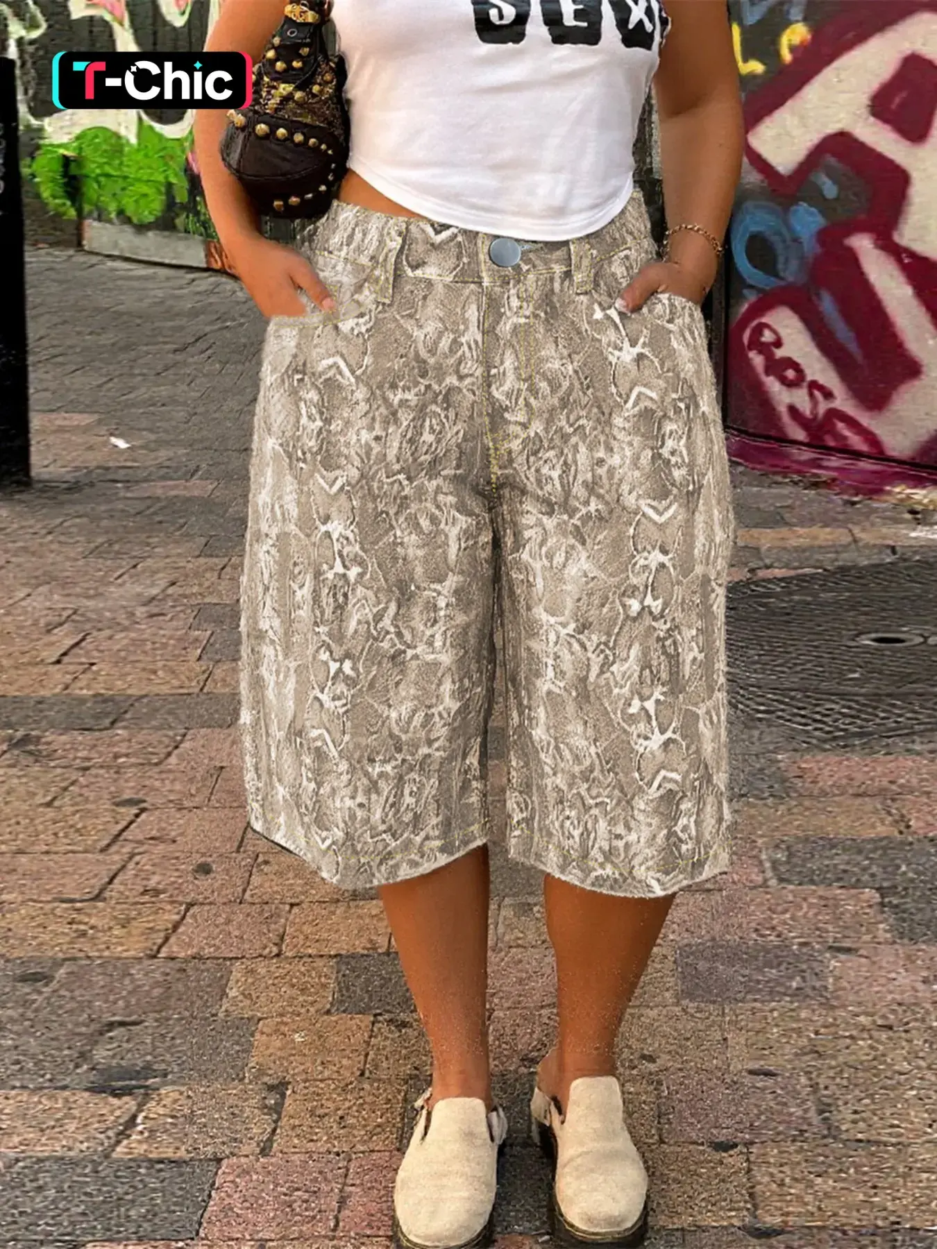 Women's Mid Rise Marble Print Denim Culottes, Loose-Baggy Relaxed Fit, Short Jean Pants for Casual, Stylish Comfortable Daily Wear